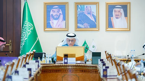 عبدالرحمن الفضلي يترأس اجتماع مجلس إدارة البرنامج الوطني لتطوير قطاع الثروة الحيوانية والسمكية