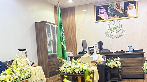 خلال جولة تفقدية.. محافظ المهد يشيد بإنجازات مراكز المحافظة في مختلف المجالات