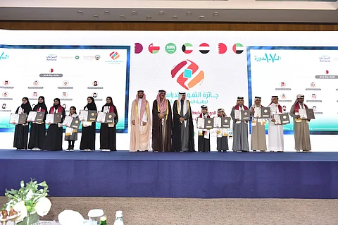 مكتب التربية العربي يُكرّم الطلبة المتفوقين في التعليم العام بدول الخليج