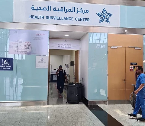 ولادة طبيعية ناجحة لمسافرة بنغلاديشية بمطار المدينة المنورة