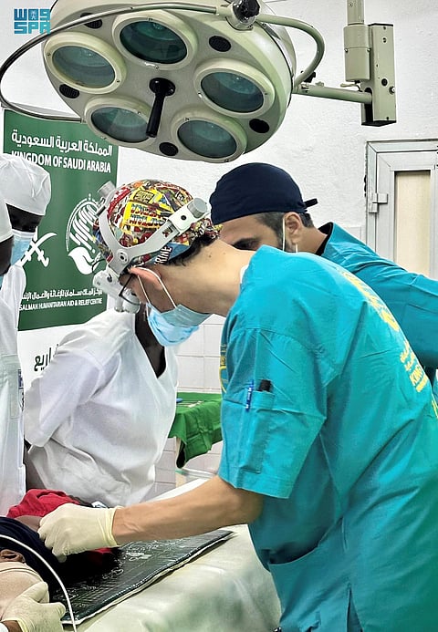 مركز الملك سلمان للإغاثة يدشّن أربعة مشروعات طبية تطوعية في جمهورية الكاميرون