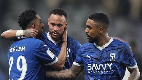 4 لاعبين بالدوري السعودي ضمن قائمة أعلى 15 لاعبًا برازيليًا راتبًا في العالم