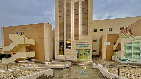 مركز القلب بالقصيم ينقذ مريض باستخدام تقنية الطعوم الشريانية في عملية استغرقت 4 ساعات