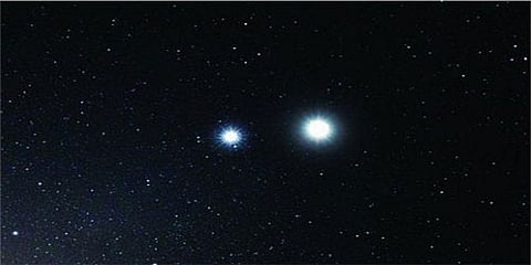 "فلكيّة جدة": اقتران بين كوكبَي الزهرة وزحل.. اليوم