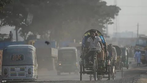 بنغلاديش.. تلوث الهواء يقتل أكثر من 100 ألف شخص سنوياً