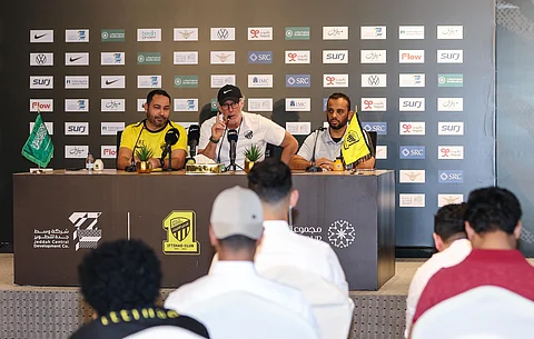 مدرب الاتحاد قبل موقعة الشباب يؤكد: "نلعب للفوز وهدفنا الصدارة"