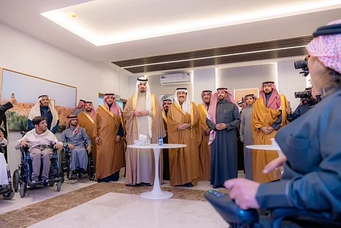 أمين الرياض يُدشِّن المركز البلدي للأشخاص ذوي الإعاقة بحي الحمراء