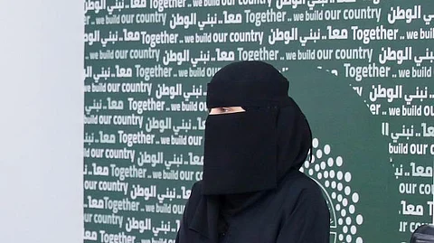 "جامعة جدة ووزارة الحج" تستقطبان الكفاءات الشابة عبر لقاء تعريفي لتأهيلهم لسوق العمل