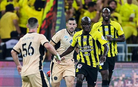 صحف عالمية تتغنى بفوز الاتحاد وبنزيما يقود الفريق لتصدُّر الدوري السعودي