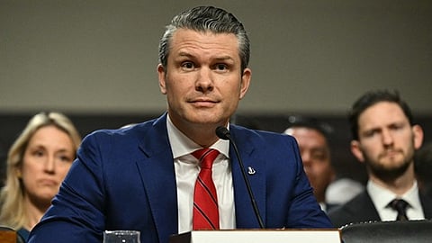 يرفض خدمة النساء بخطوط القتال.. "الشيوخ" الأمريكي يصادق "بصعوبة" على تعيين بيت هيغسيث وزيراً للدفاع