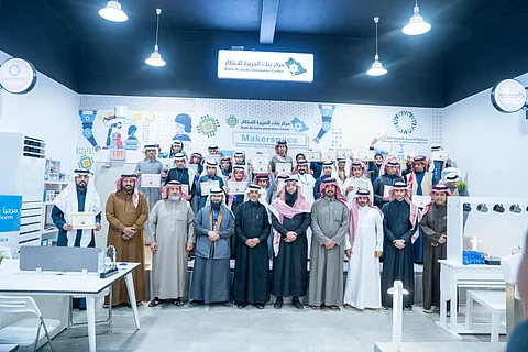 بمشاركة أكثر من 25 طالبًا.. اختتام معسكر الابتكار التقني بجمعية تنمية الأفلاج