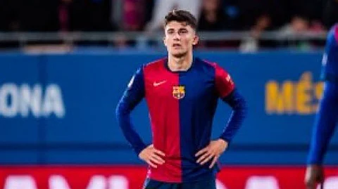 أوناي هيرنانديز لاعب برشلونة الإسباني