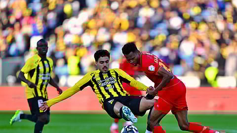 في جولة "أسبوع الأساطير" بثنائية.. ضمك في الوقت القاتل يسقط الاتحاد