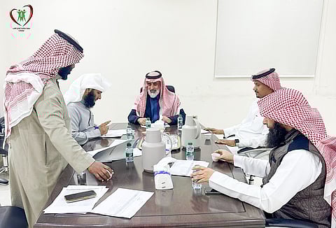 "توعية الجاليات" بنعجان تعقد اجتماع مجلس الإدارة لمناقشة البرامج والمبادرات الإنسانية في 2025