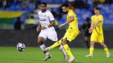 جانب من لقاء الخليج وضمك