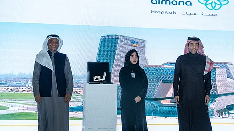 المانع للخدمات الطبية تستعرض حلول الرعاية الصحية المبتكرة في اجتماع سابك الفني 2025