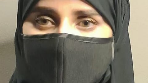 "أعطيني سنابك".. طلب عادي أم تحرش؟.. المحامية "الزهراني" تحسم الجدل قانونيًا