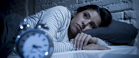 أكثر عُرضة بنسبة 40 بالمئة للإصابة بالأرق.. دراسة: النساء بحاجة إلى النوم أكثر من الرجال