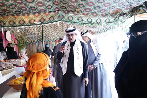 مدير "تعليم الطائف" يشارك المدارس احتفالات يوم التأسيس ويشيد بجهودها