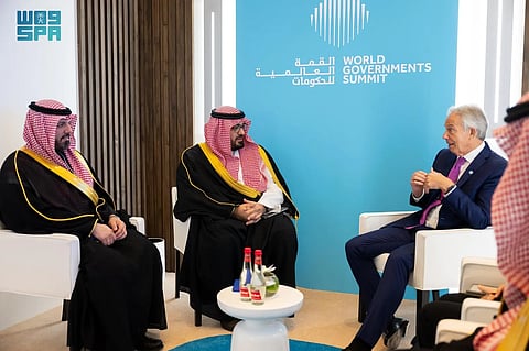 "الإبراهيم" يستعرض مع الرئيس التنفيذي لمعهد توني بلير التحديات الاقتصادية العالمية