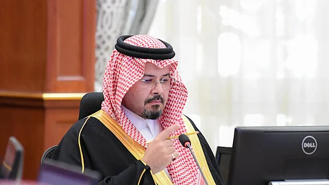 استعدادًا لشهر رمضان.. أمير المدينة يؤكد أهمية رفع مستوى الجاهزية لضمان راحة المصلين