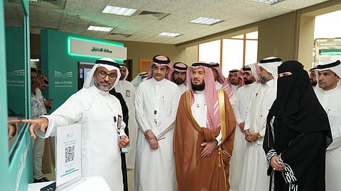 بحضور المدير العام وقيادات التعليم.. "المدني" يدشن معرض التوعية بالأمن السيبراني بجدة