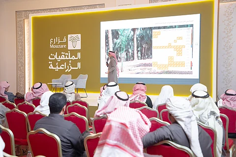 الملتقى الزراعي بالأحساء.. "منصة مزارع" تجمع 3000 زائر لتعزيز تنافسية التمور عالميًا