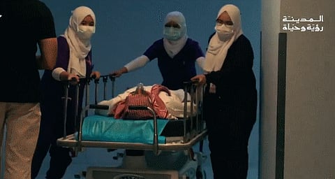 10 دقائق بين الحياة والموت.. مواطن يروي رحلة تعافيه بعد حادث مروع في المدينة
