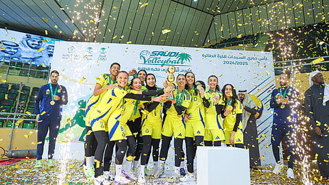 فريق النصر للسيدات يتوجن بلقب الدوري الممتاز للكرة الطائرة