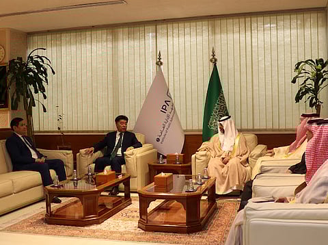 معهد الإدارة العامة يستعرض تعزيز التعاون المشترك مع المؤسسات التدريبية في كازاخستان