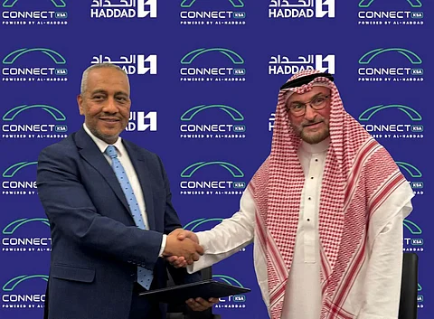 "كونكت بي أس" ومجموعة "الحداد" تتعاونان لتوسيع نطاق أعمالهما فى المملكة وتقديم حلول وخدمات متقدمة إلى قطاع تكنولوجيا المعلومات