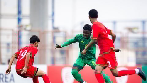 ضمن الدورة الدولية الودية في الإمارات .. الأخضر الصغير يتغلب على عُمان بثنائية