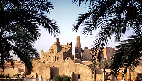 أئمة الدولة السعودية وبناء الهوية الوطنية والثقافية للمملكة.. قواعد لا تزال حاضرة في وجدان السعوديين