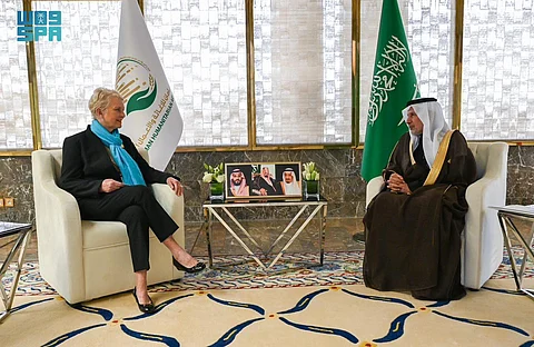 بحثا أطر التعاون المشترك.. الدكتور عبدالله الربيعة يلتقي المدير التنفيذي لبرنامج الأغذية العالمي