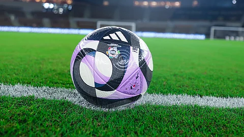 الجولة الـ 24 من دوري روشن: الاتحاد لتوسيع الفارق النقطي.. والقادسية للزحف نحو المقدمة