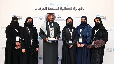 تكريم فريق جامعة الباحة الحاصل على الجائزة الوطنية لسلامة المرضى