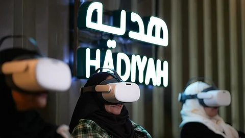 "هدية" تُحلِّق بزوَّار مبادرة "مركاز البلد الأمين" عبر تقنية الواقع الافتراضي