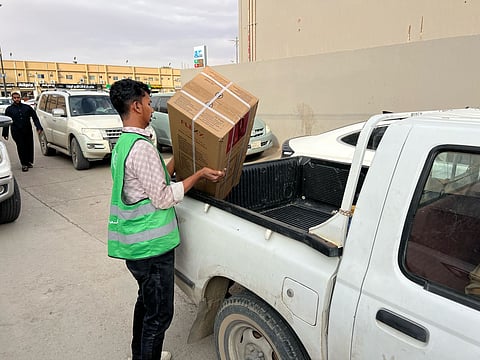 جمعية البر الخيرية بضرماء توزع 700 سلة رمضانية و700 برادة ماء على مستفيديها