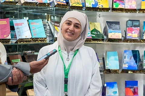 وصفتها بالحلم.. معتمرة تركية تروي اللحظات الأولى من سماعها خبر استضافتها مع ضيوف الملك