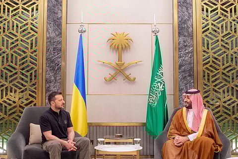 ولي العهد الأمير محمد بن سلمان والرئيس الأوكراني فولوديمير زيلينسكي