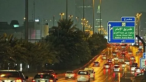 أمطار خفيفة على العاصمة تستمر حتى الصباح.. "الأرصاد" يصدر 5 تنبيهات للرياض