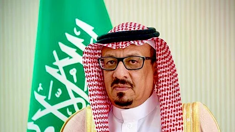 محافظ شرورة يرفع التهنئة إلى خادم الحرمين وولي عهده الأمين بمناسبة يوم العَلَم