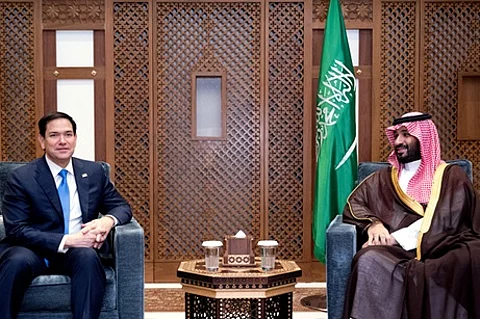 هنا تُوضع نهاية الحرب الروسية الأوكرانية.. وزير الخارجية الأمريكي يتحدث عن لقائه بمحمد بن سلمان قُبيل محادثات جدة