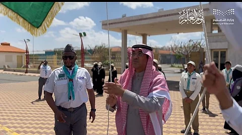 "الغامدي" يشارك في رفع العلم على سارية مبنى إدارة تعليم الطائف