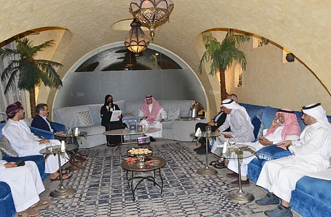 صالون المهرة يستضيف مدير الإعلام بمنطقة مكة في أمسية الأدب والسلطة الرابعة بجدة