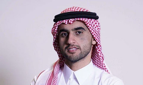 فيصل الراجحي الرئيس التنفيذي لمجموعة المطار للسفر والسياحة