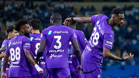 احتفالية محمد كنو لاعب الهلال بتسجيله هدف في مرمى التعاون