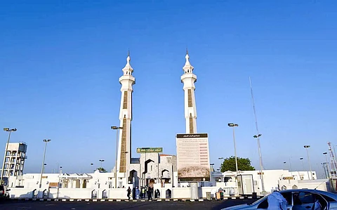 صوب مكة .. ميقات يلملم يشهد توافد أعداد كبيرة من المعتمرين وقاصدي البيت العتيق