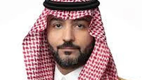 معهد الإدارة يطلق مشروع تطوير محتوى الدورات التدريبية باستخدام الواقع الافتراضي والمعزز