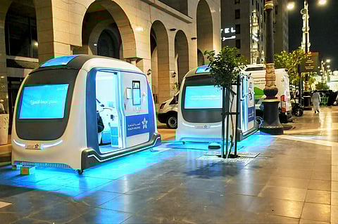 شاهد.. عبارة عن كبسولتَيْن "طبية ذكية".. تجمُّع المدينة الصحي يُطلق "طابة وطِبابا" شمال المسجد النبوي الشريف